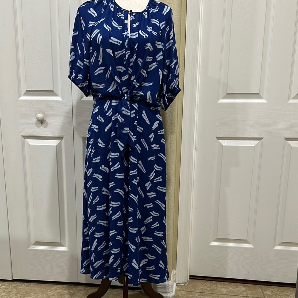 Elegant Blue Patterned Alfani Women's Dress (Size M)